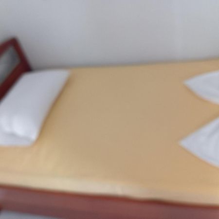 Renovated 2Bd House Close To Pireus Port Екстериор снимка